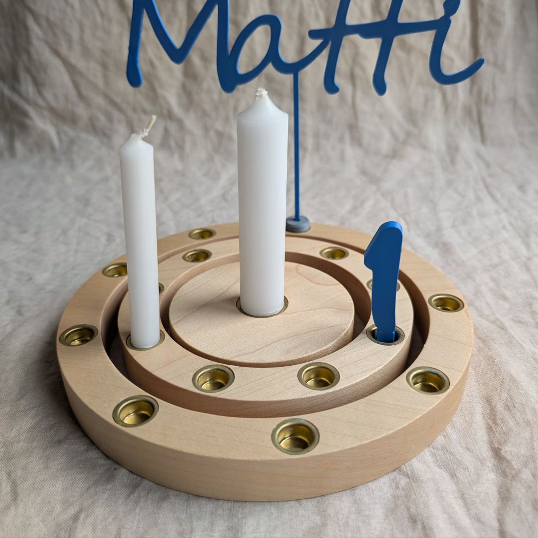 Kerzenset in weiß für den Holzlinge Geburtstagsring