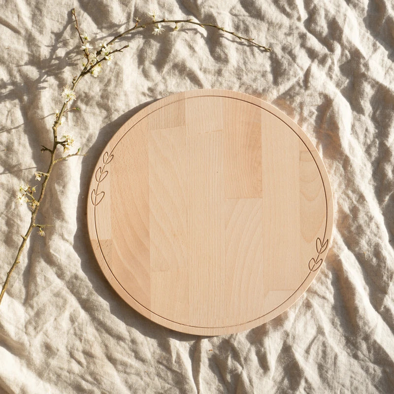 Holzlinge Schneidebrett Herzen