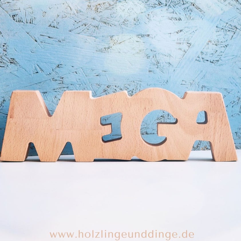 Schriftzug MEGA