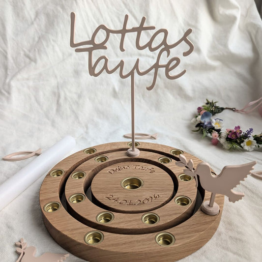 Personalisierter Schriftzug „Lottas Taufe“ als Stecker im Geburtstagsring