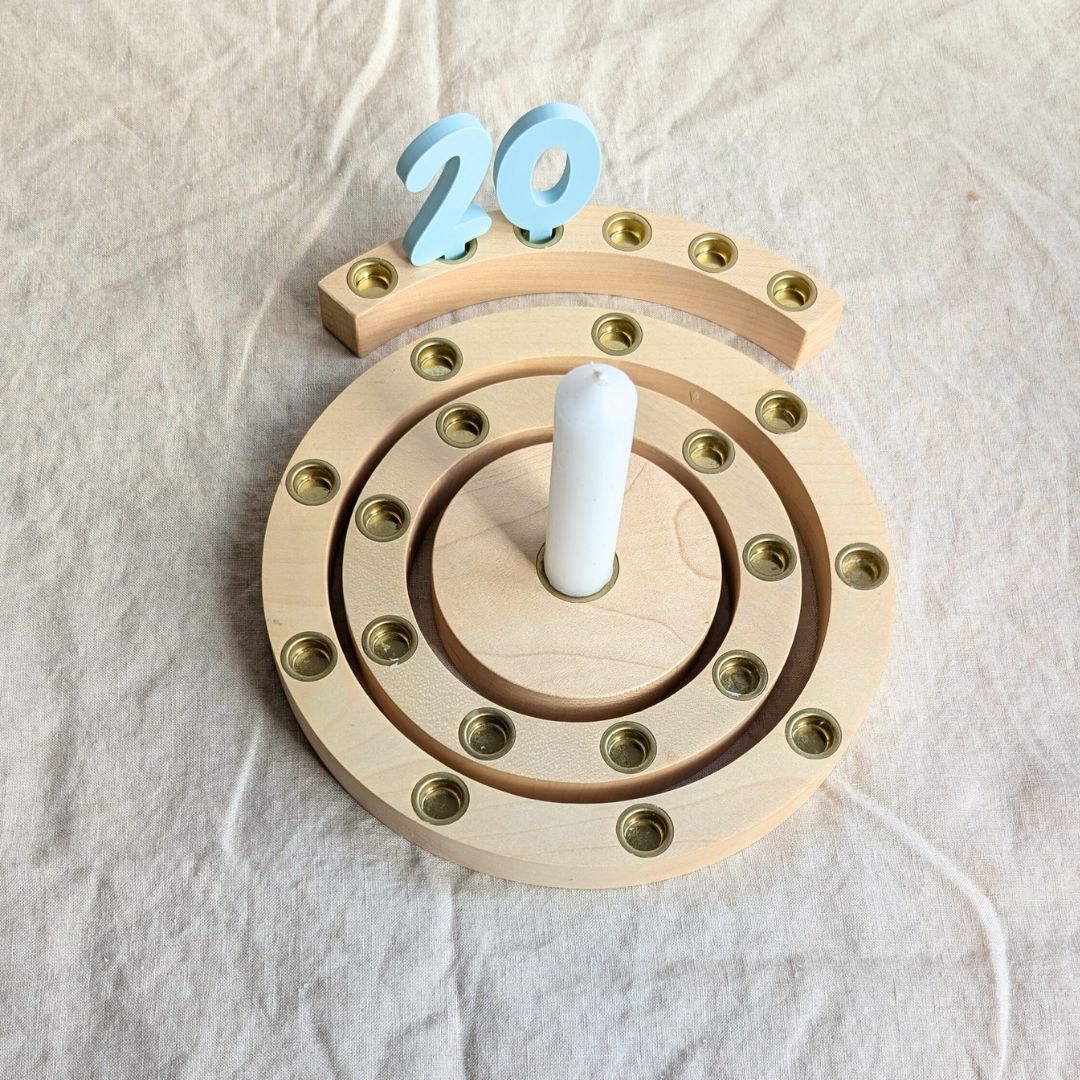 Handgefertigter Geburtstagsring Groß Natur – für 72 Kerzen & viele Anlässe